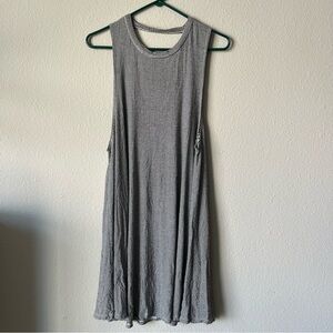 Audrey 3+1 Black and White Sleeveless Dress